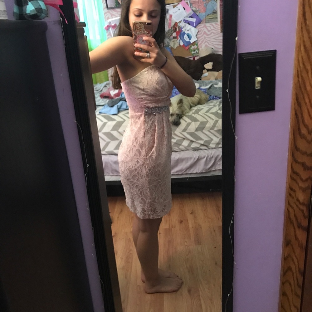 Pink lace dress! - Picture 3 of 3